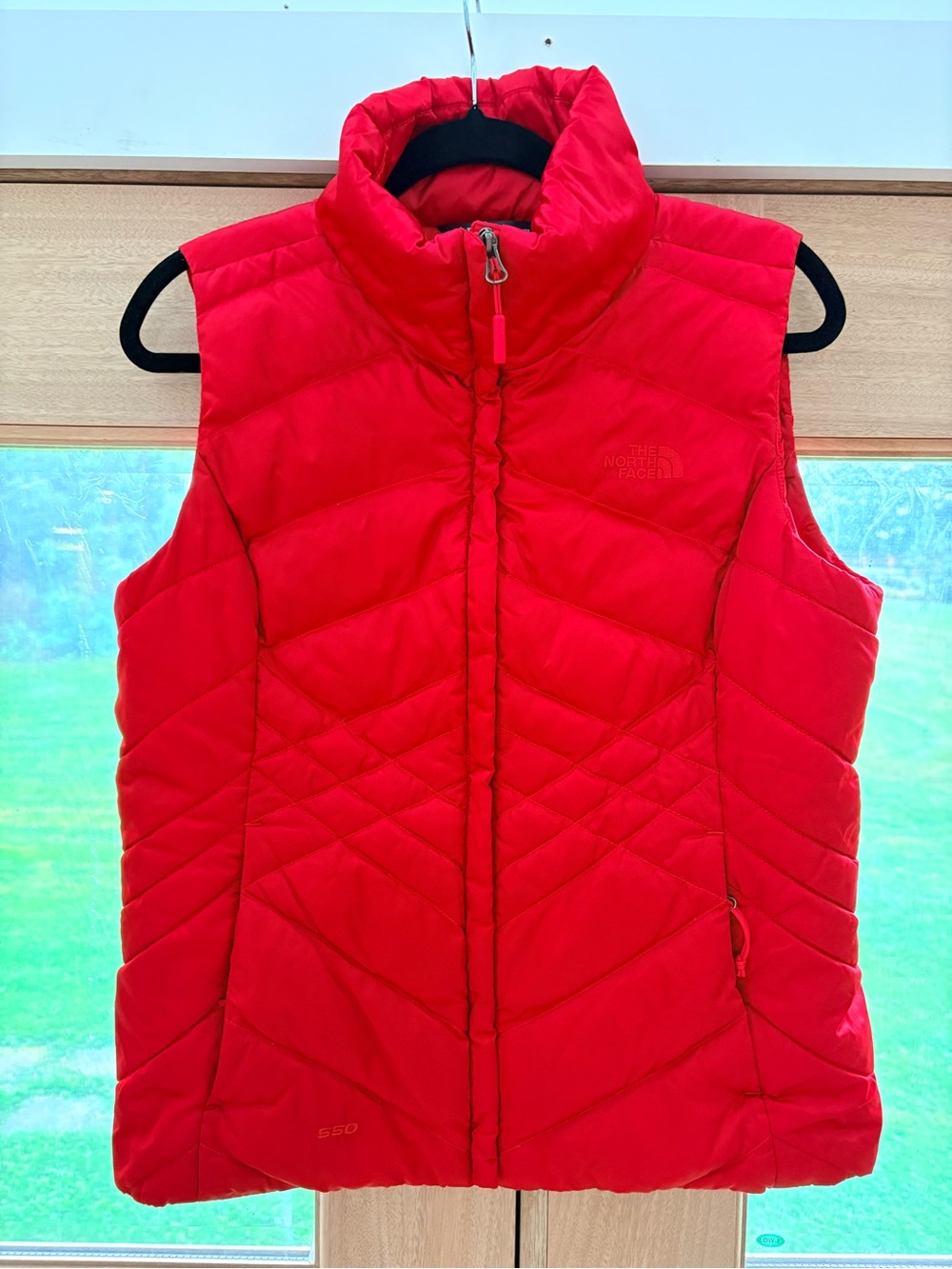 The North Face 550 Down Puffer Vest Women’s Red Quilted Full Zip